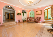 Rodinný dom na predaj Ilava – Skala | pozemok 1 430 m², wellness zóna, zimná záhrada a dvojgaráž - fotografia 10