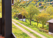 Na predaj zrekonštruovaná  a zariadená záhradná chatka  – Trenčín - fotografia 1