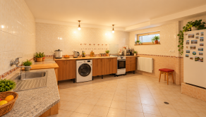 Rodinný dom na predaj Ilava – Skala | pozemok 1 430 m², wellness zóna, zimná záhrada a dvojgaráž