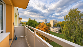 2-izbový byt funkčne upravený na 3-izbový | 68 m² | 2 balkóny | Nová Dubnica