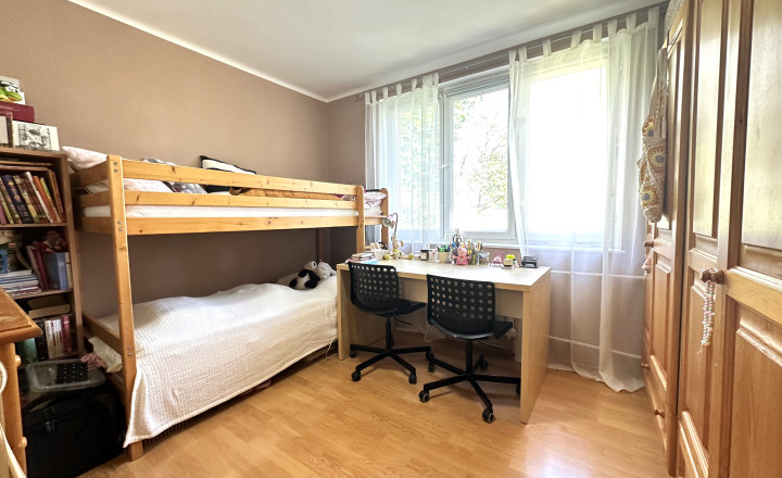 PREDANÝ ! 4-izbový byt na predaj v exkluzívnej lokalite Trenčína - Hodžova ulica - fotografia 3