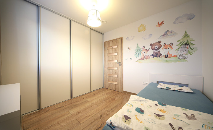 REZERVOVANÝ ! VYSNÍVANÝ DOMOV PRE VAŠU RODINU – MODERNÁ NOVOSTAVBA V KLOBUŠICIACH! - fotografia 7