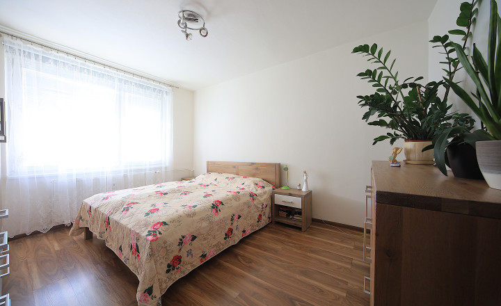 PREDANÝ - Štýlový 2-izbový byt po kompletnej rekonštrukcii v top lokalite – Dubnica nad Váhom, Pod Kaštieľom - fotografia 9