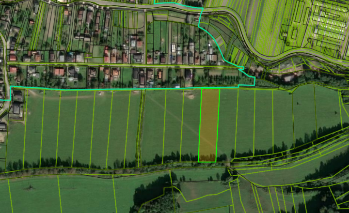 Na predaj veľký slnečný pozemok v tichom prostredí – 5821 m², ideálny na rekreáciu alebo investíciu do budúcnosti - fotografia 5