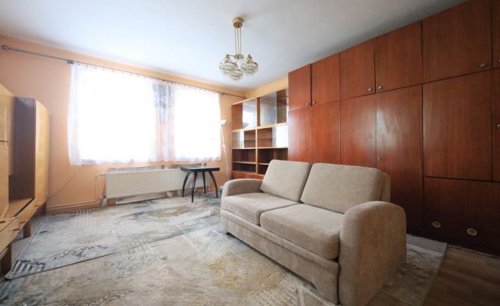 Na predaj: Rodinný dom po čiastočných rekonštrukciách s veľkým potenciálom v obci Mikušovce - fotografia 15