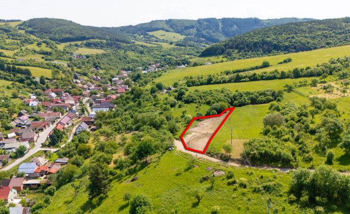 Na predaj pozemok v krásnom prírodnom prostredí obce Zubák - fotografia 5