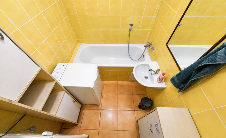 1-izbový byt využiteľný ako 2-izbový | kompletne zariadený | centrum Púchova | 499 € s energiami - fotografia 13