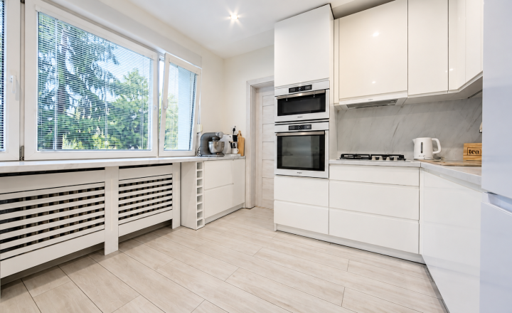 VÝNIMOČNÝ VEĽKOMETRÁŽNY 3-IZBOVÝ BYT | 93,95 m² | 2 KÚPEĽNE | LÁNSKA, POVAŽSKÁ BYSTRICA - fotografia 13