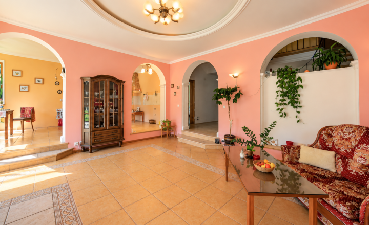 Rodinný dom na predaj Ilava – Skala | pozemok 1 430 m², wellness zóna, zimná záhrada a dvojgaráž - fotografia 11