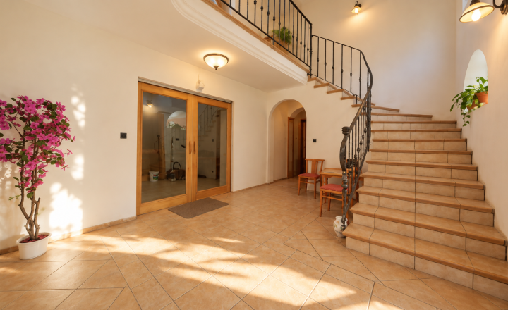 Rodinný dom na predaj Ilava – Skala | pozemok 1 430 m², wellness zóna, zimná záhrada a dvojgaráž - fotografia 7