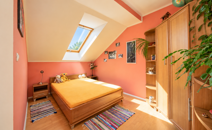 Rodinný dom na predaj Ilava – Skala | pozemok 1 430 m², wellness zóna, zimná záhrada a dvojgaráž - fotografia 22
