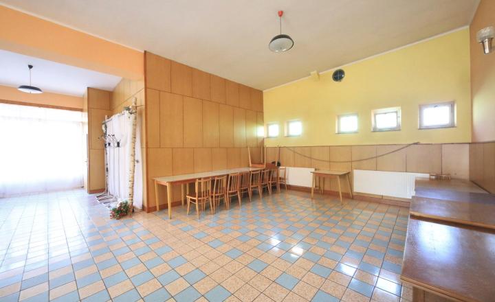 JEDNA NEHNUTEĽNOSŤ, MNOŽSTVO MOŽNOSTÍ – viacúčelový objekt v Hornej Porube pod Vápečom - fotografia 5